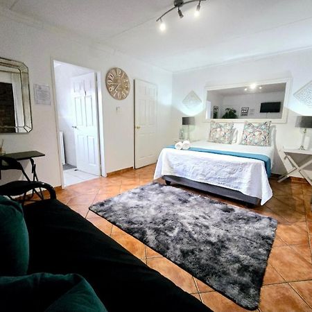 Zhantique Guest House 1- Unit 5 بوكسبرغ المظهر الخارجي الصورة