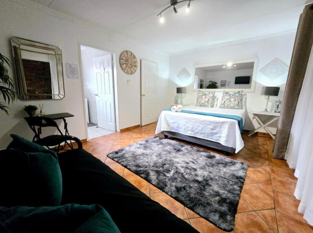 Zhantique Guest House 1- Unit 5 بوكسبرغ المظهر الخارجي الصورة