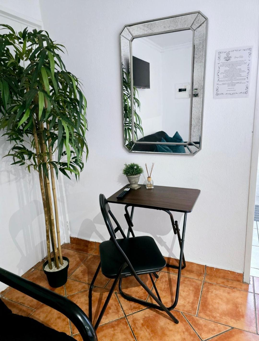 Zhantique Guest House 1- Unit 5 بوكسبرغ المظهر الخارجي الصورة